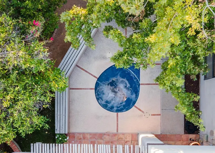 Claremont * Phoenix